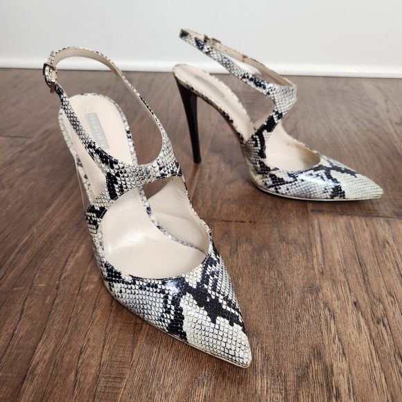 GIORGIO ARMANI snakeskin ankle strap heels - Picture 1 of 14